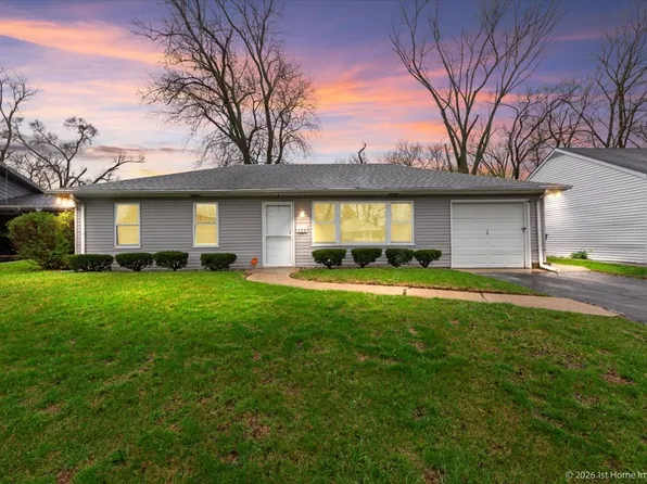288 W 17th St, Chicago Heights, IL 60411