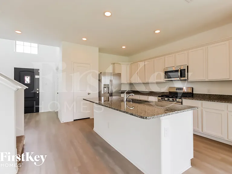 23709 Pagliano Ct — Photo 5