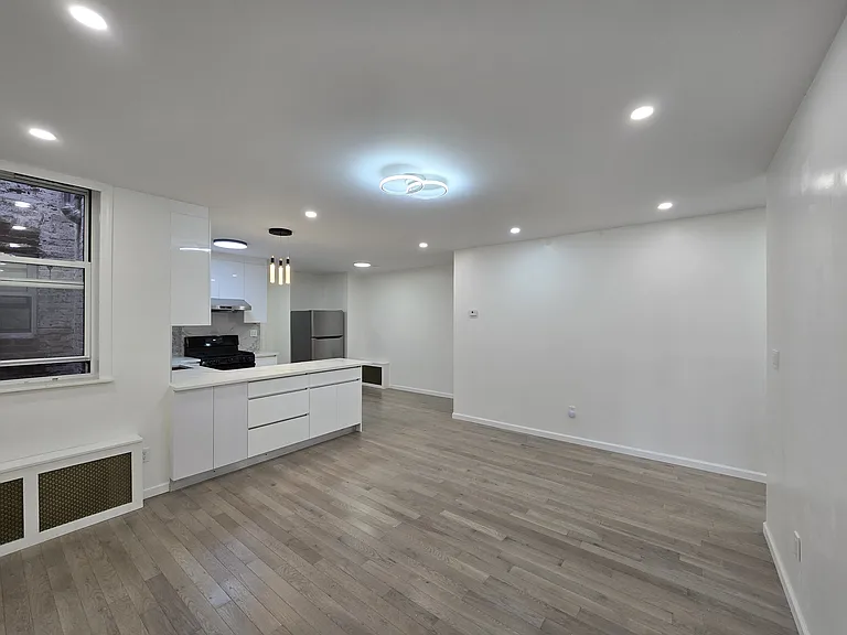 7318 12th Ave #1 — Photo 19