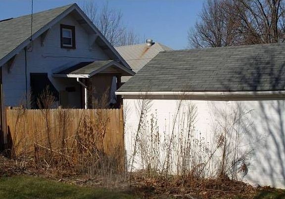 Fenced in yard and garage