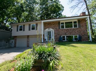 3105 Lynnwood Dr, Columbia, MO 65203