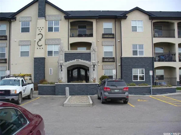 UNIT 210-1610 Dakota DRIVE, Regina, SK S4W 0Z5