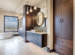 3870 S Club Dr, Colorado Springs, CO 80906