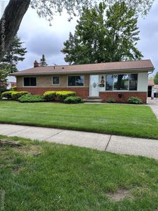 35951 Dover St, Livonia, MI, 48150