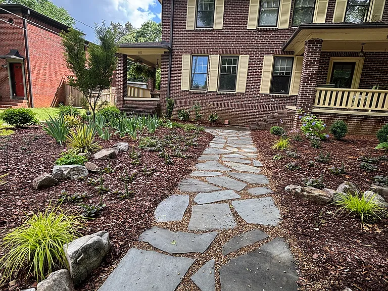 1110 E Worthington Ave — Photo 17