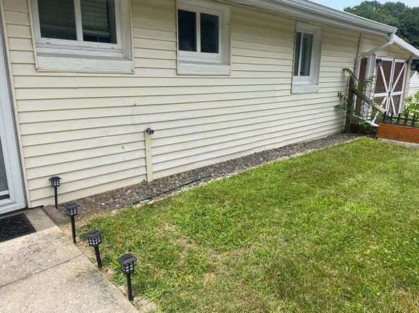 9 Wickes Ln