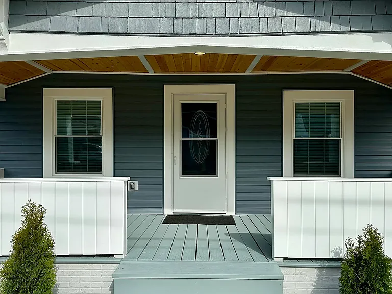 1405 Anderson St — Photo 4