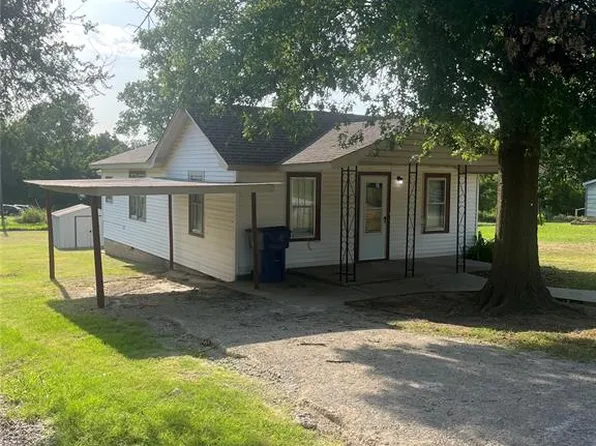 1547 N 1st St, Harrah, OK 73045