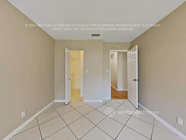 10347 NW 50th Ct — Photo 8