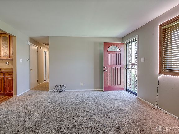 4th image of 5420 Ottawa Dr