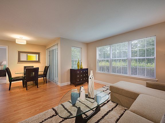 3rd image of 11132 Sunburst Ln Ste A