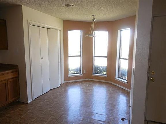 4th image of 1136 Morningside Ct