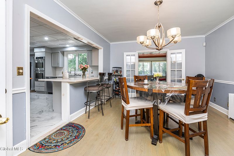 5th image of 28 Tudor Road