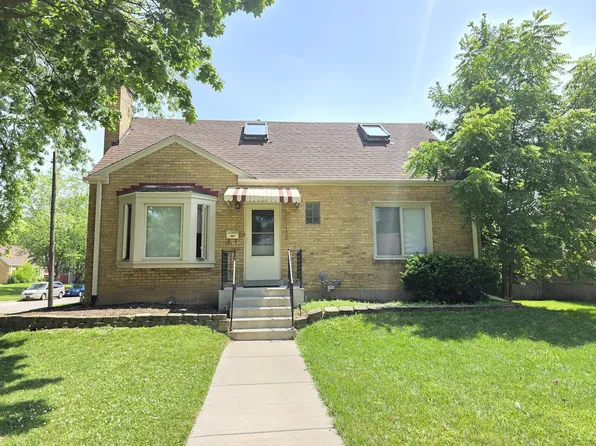 1115 Glenwood Ave, Waukegan, IL 60085