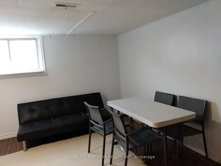 37 Macdonald Ave — Photo 5