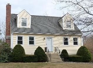 97 Temple Dr, Methuen, MA 01844