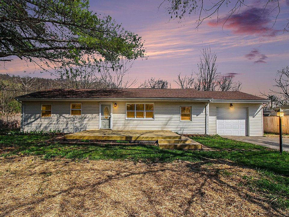 1st image of 1982 Warren Ave