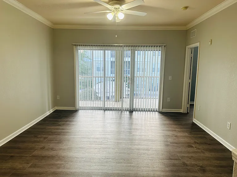 8290 Gate Pkwy W #907 — Photo 9
