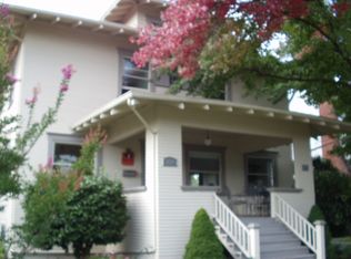 824 Ferry St SW, Albany, OR 97321