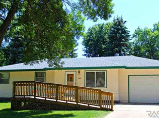 5709 W 50th St, Sioux Falls, SD 57106