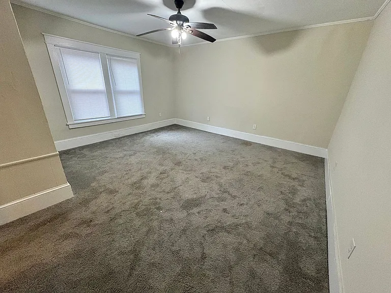 605 Hammond St — Photo 13