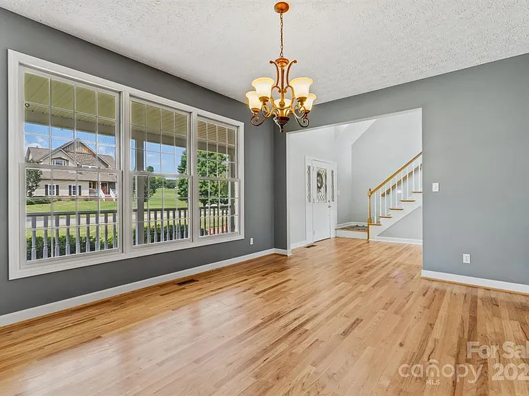 113 Caldonia Dr — Photo 21