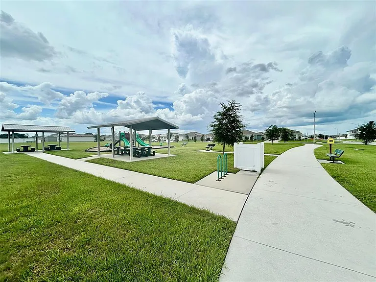 144 Towns Cir — Photo 24