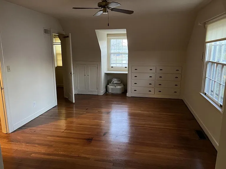 4027 N Glebe Rd — Photo 12