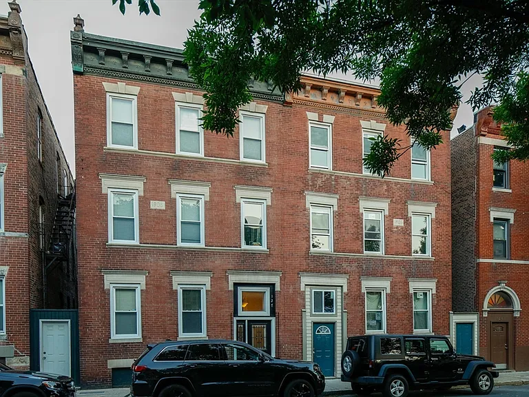 127 Cottage St #3 — Photo 12