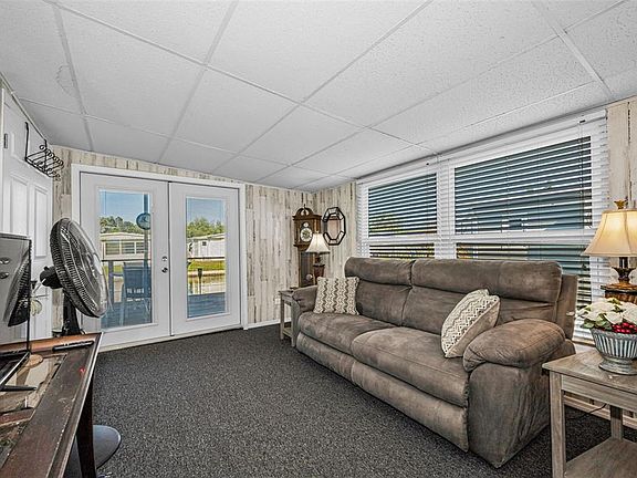 4th image of 4454 Tucker Sq