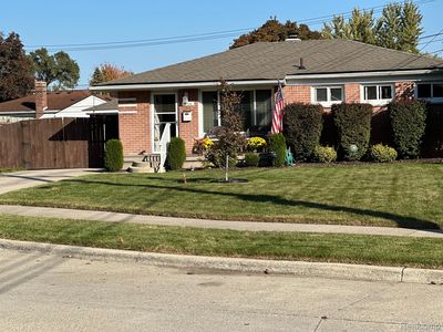 634 Michelle Ct E, Garden City, MI, 48135