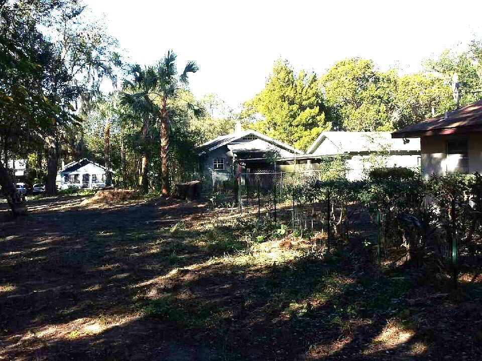 2nd image of 758 N Grandview St