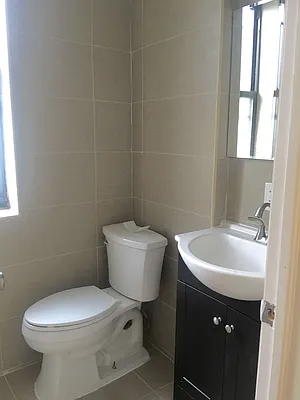 Rented by Albert Attias, LREB | media 4