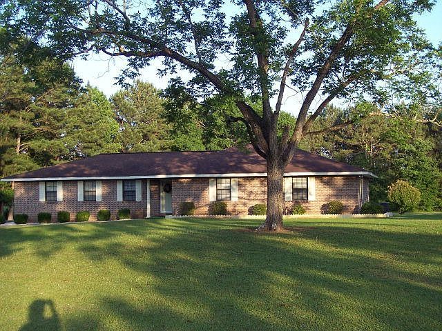 1st image of 82 Carver Dr