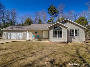 6897 S Tia Trl, Newaygo, MI 49337