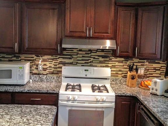 5th image of 4204 Alcott St