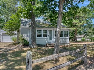7 Maple St, Sag Harbor, NY 11963