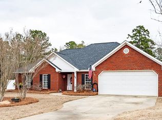 348 Willow Lake Dr, Leesburg, GA 31763
