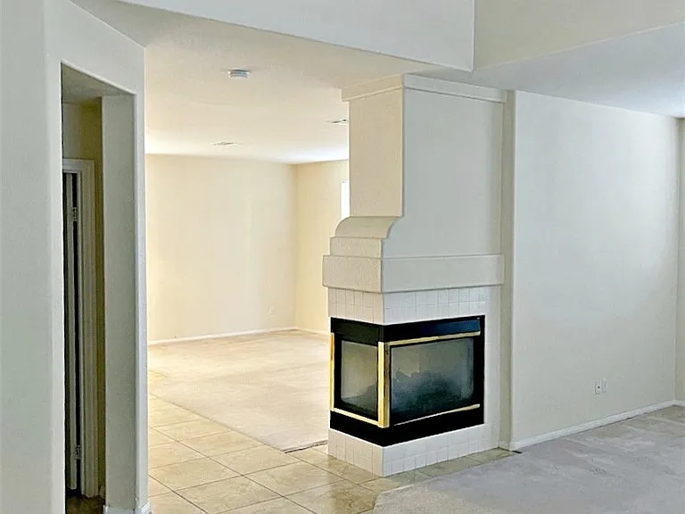 3496 Meridale Dr — Photo 11