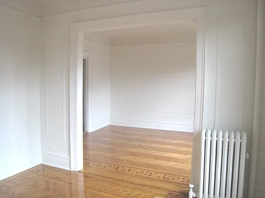 Rented by Metropolitan Equities | media 11