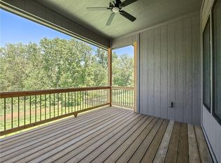 2452 W 179th St, Overland Park, KS 66085