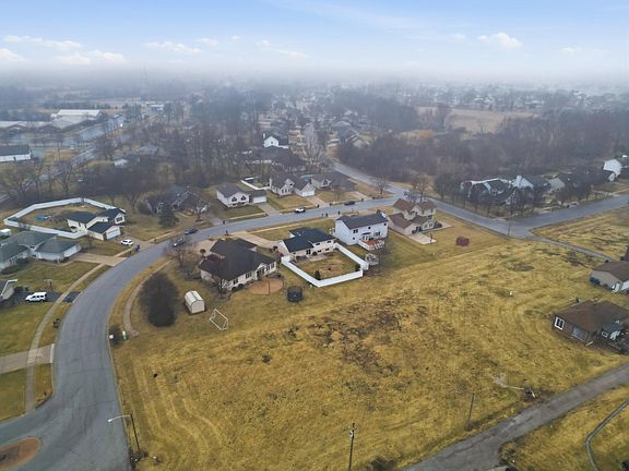 3rd image of 7215 Starling Dr