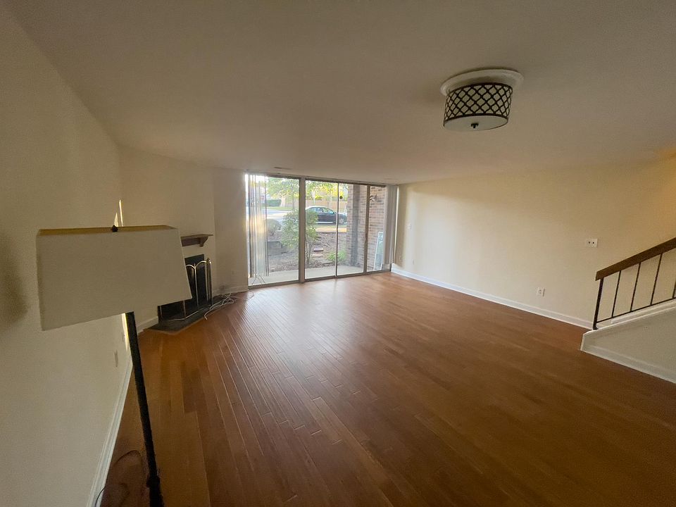 1st Floor - Living Room