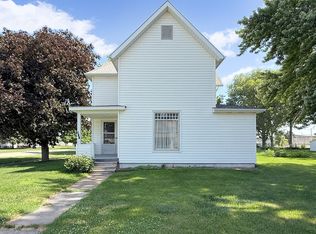 211 E 4th Ave, Woodhull, IL 61490