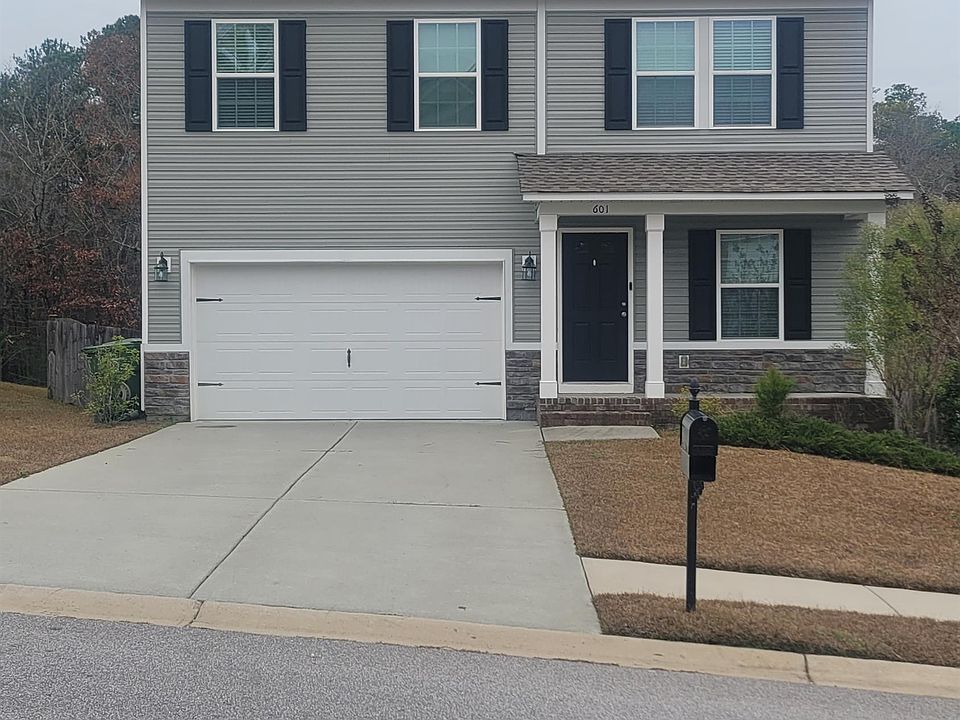 1st image of 601 Teaberry Dr
