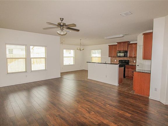 4th image of 140 Zoisite Ln