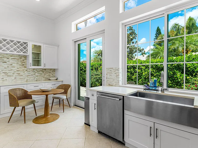 116 Coral Cay Dr — Photo 13