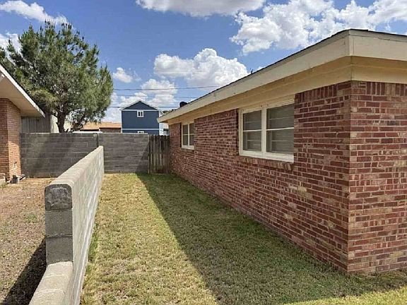 3rd image of 2812 Keystone Dr