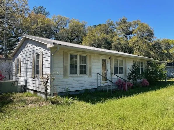 220 McRee Dr, Camilla, GA 31730