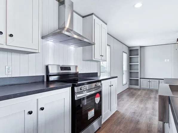 Clayton - Resolution 2X Plan, Astoria Crossing